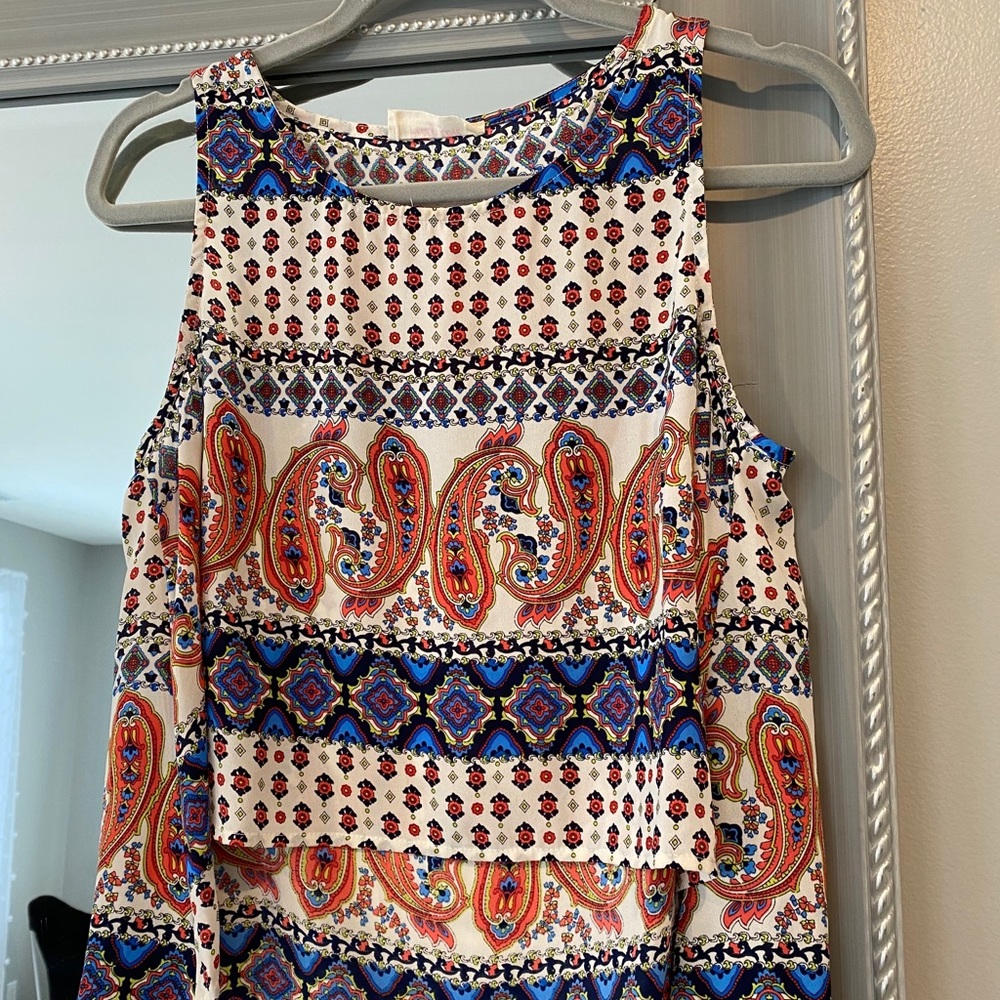 Tank top. Boutique.